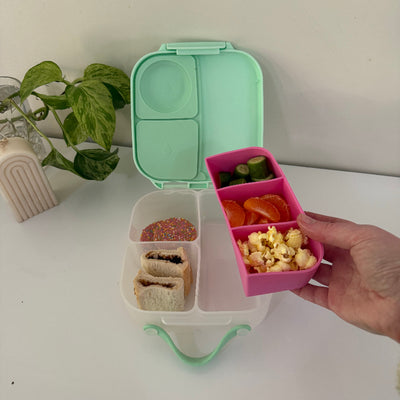 MontiiCo bite tray- floss
