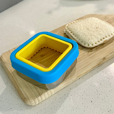 Sandwich pocket press