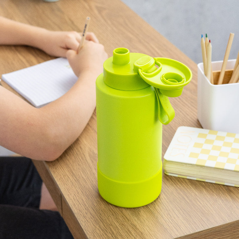 MontiiCo screw top bottle 1L- matcha