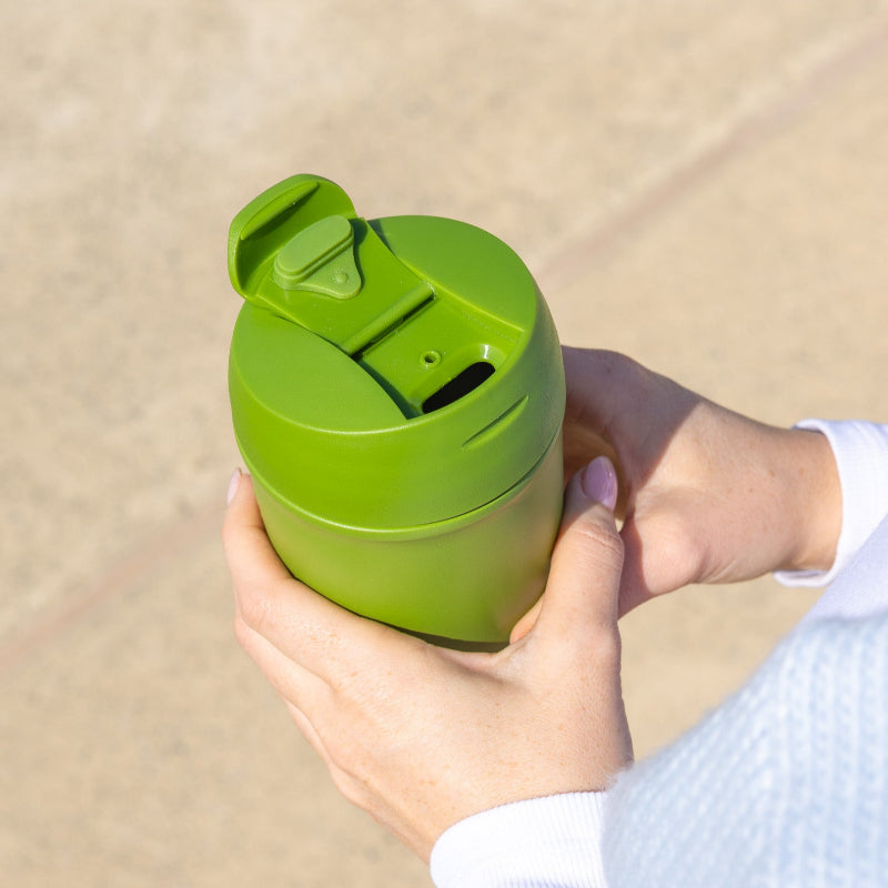 MontiiCo travel cup- pickle