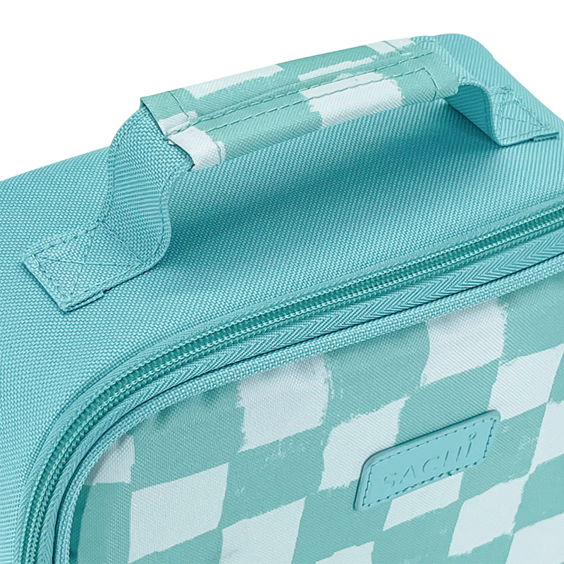 sachi XL lunch tote - check it out