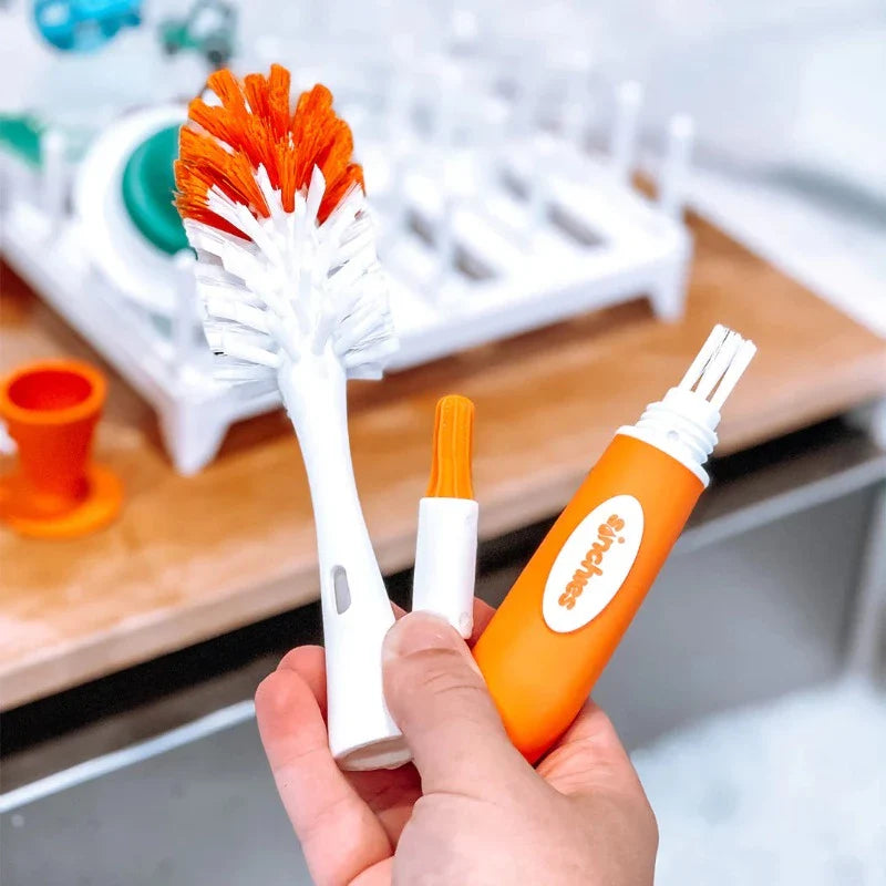 Sinchies cleaning brush
