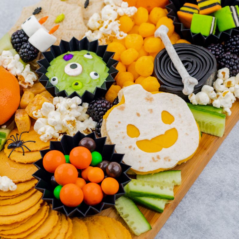 Lunch Punch Halloween Cutter & Bento Set