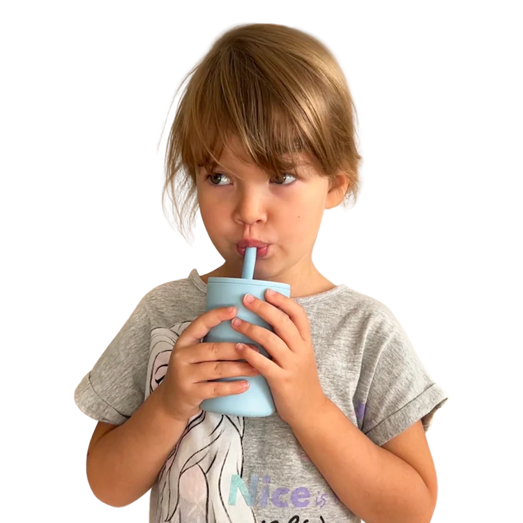 https://www.adventuresnacks.com.au/cdn/shop/products/sippy-cup-child-drinking_750x_94ad8290-fda8-492a-8863-81a1b832e9d5_1400x.webp?v=1676339403